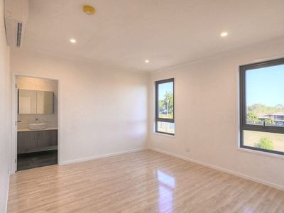 18 Royal Crescent, Rochedale