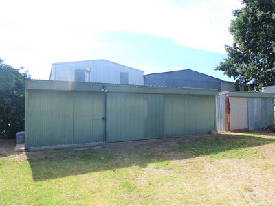 93 Livingstone St, Avenel