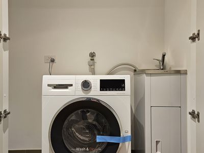 5801 / 648 Lonsdale Street, Melbourne