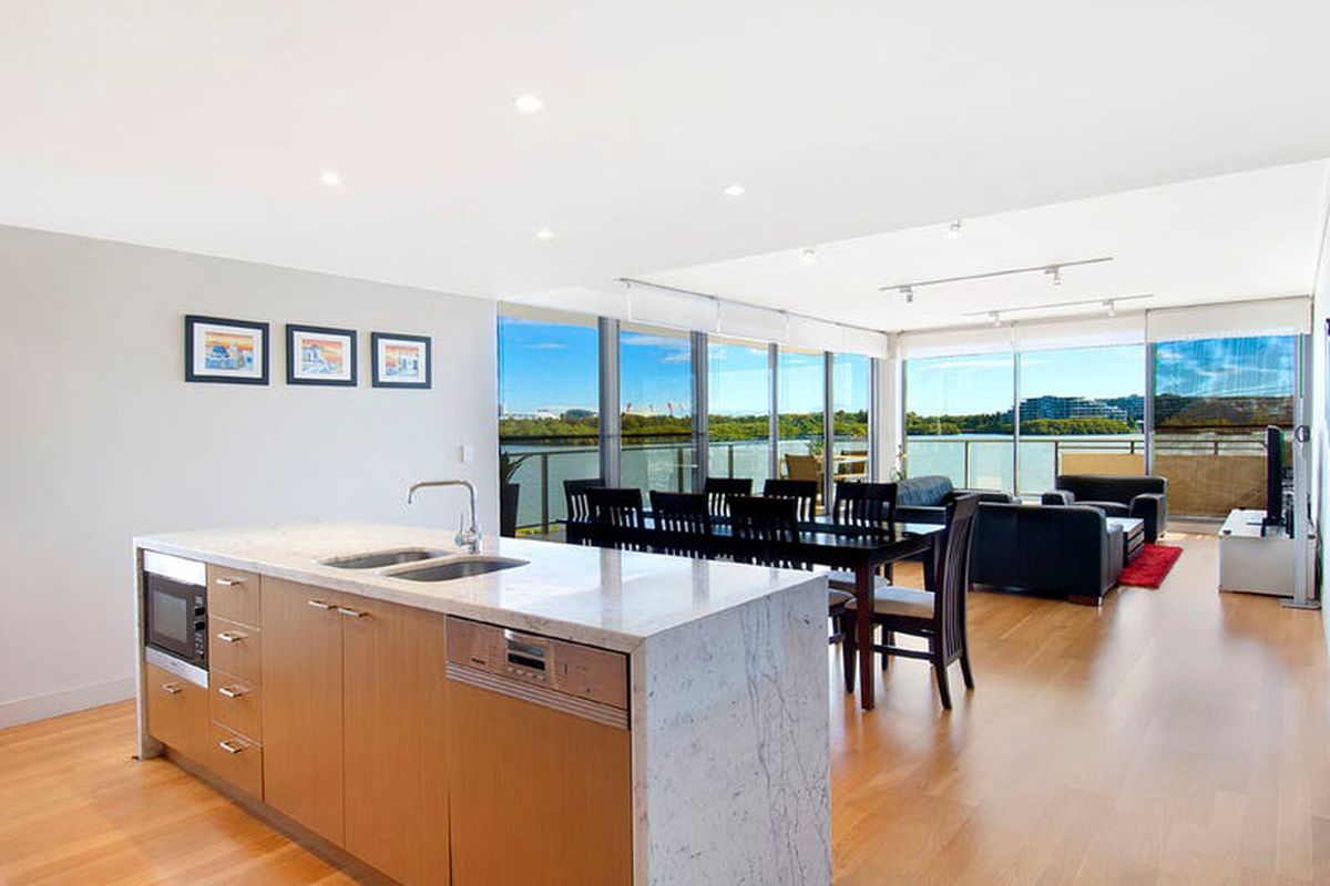 202 / 17 Jean Wailes Avenue, Rhodes