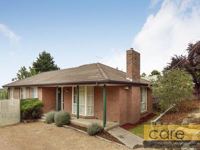 2 Fitzgerald Road, Hallam