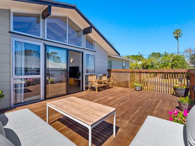 12 Downer Street, Helensville