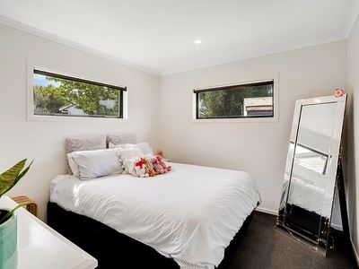 2 / 11 Forster Avenue, Hillcrest