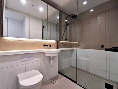 1102 / 138 Spencer Street, Melbourne