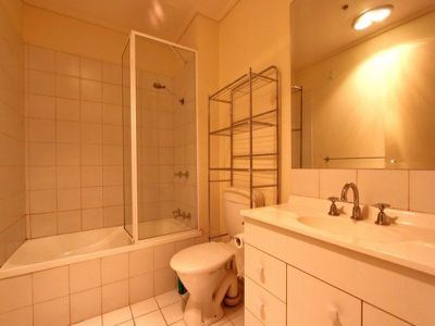 612 / 106 A'Beckett Street, Melbourne