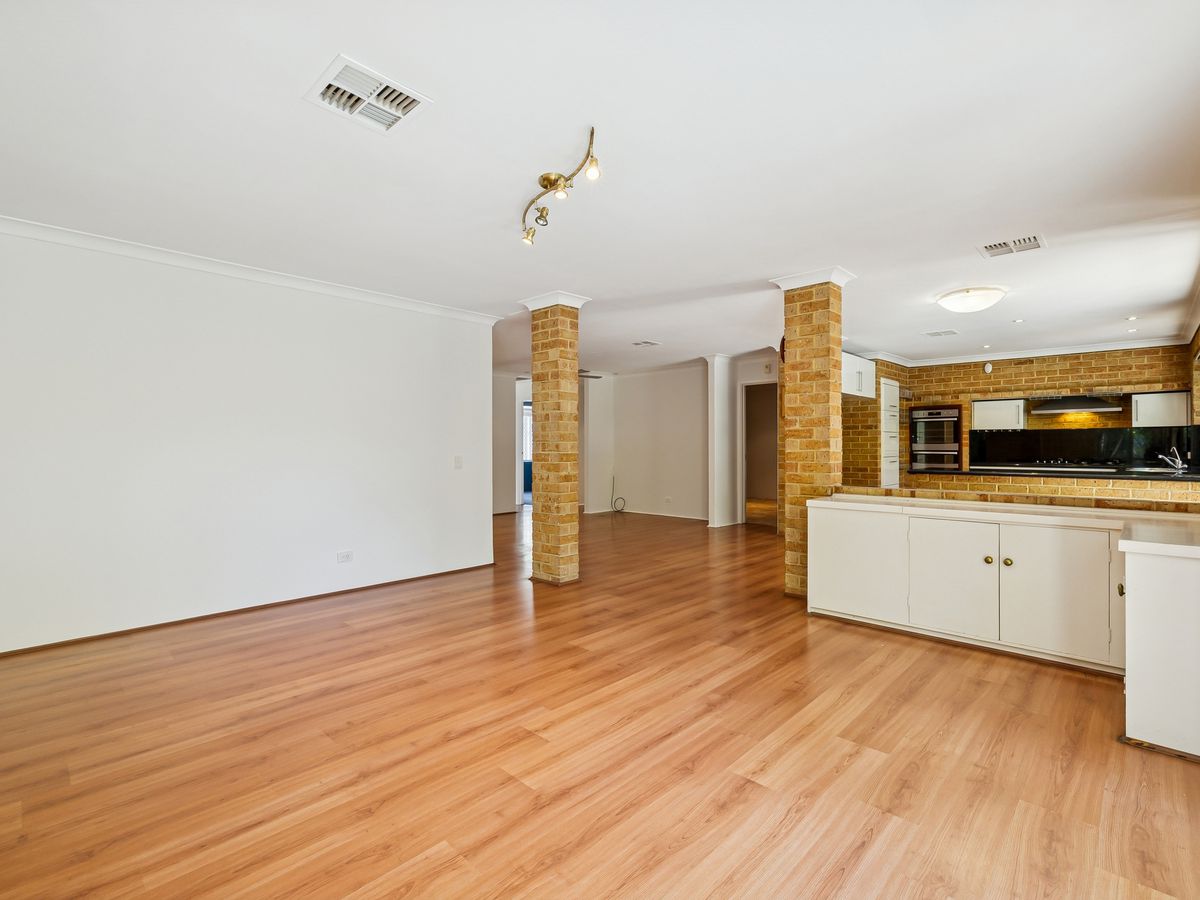 56 Camarino Drive, Woodvale