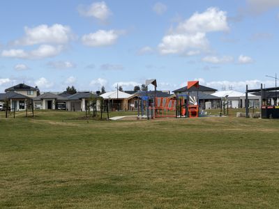 4 Prosecco Vista, Fraser Rise
