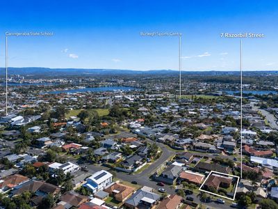 7 Razorbill St, Burleigh Waters