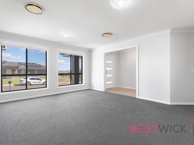 87 Basalt Way, Kelso
