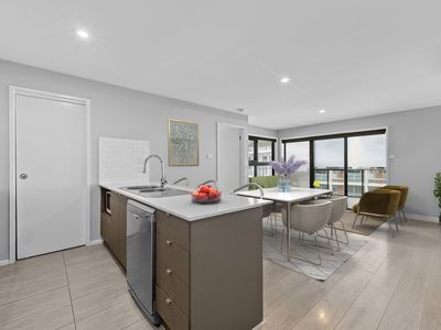 177 / 8 Limburg Way, Greenway