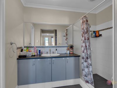 34 Honeydew Bend, Byford