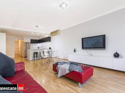 24 / 122 Mounts Bay Road, Perth