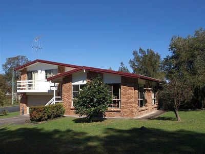 15 Burranjurra Avenue, Coomba Bay