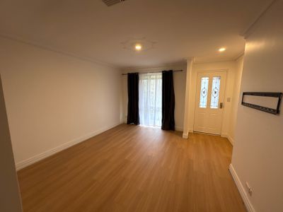 11 Dunham Retreat, Waikiki