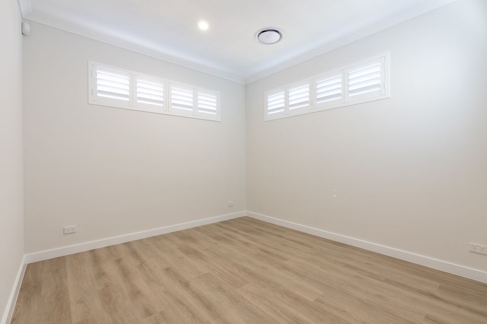1 / 116 Gloucester Ave, Shoalwater