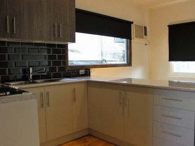 2A Leonard Avenue, Flora Hill