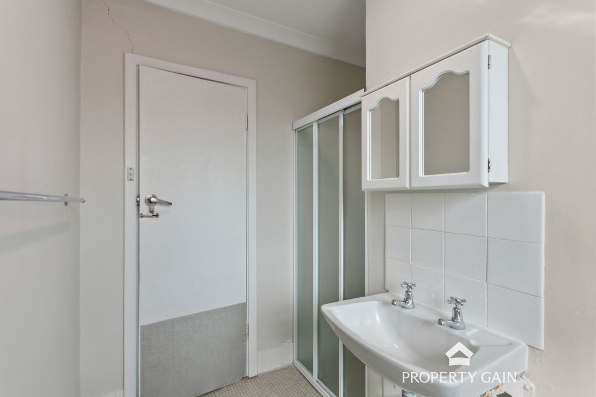 10 / 82 Broadway, Crawley