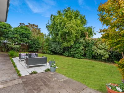 2/9A Eversleigh Road, Belmont