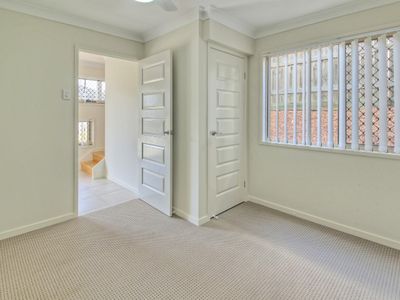 39 Foreshore Drive, Springfield Lakes