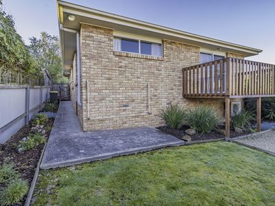 2 / 4 Walton Street, Huonville
