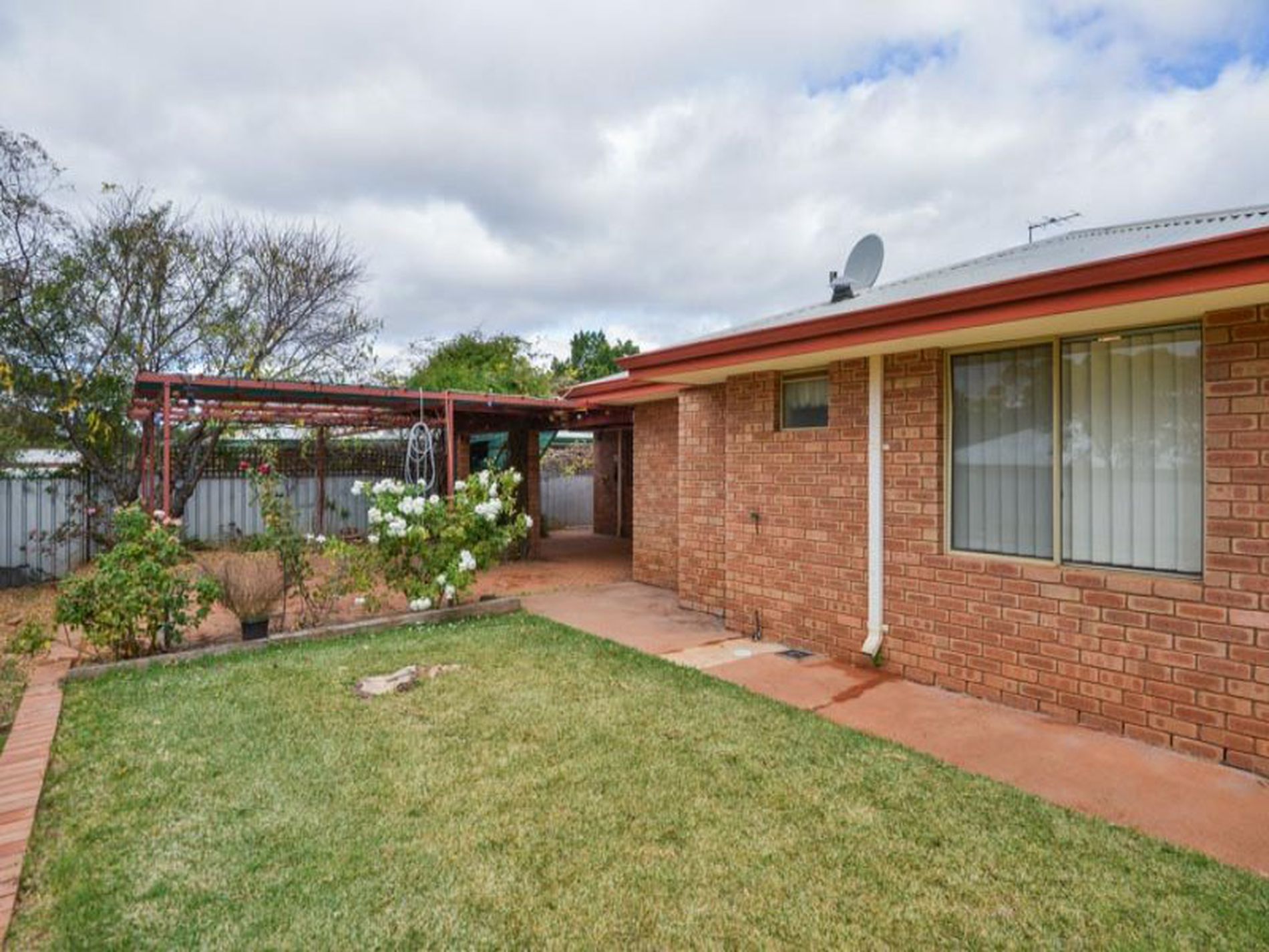 22 Downey Way, Hannans