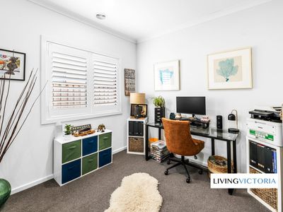 12 Arthurdale Crescent, Werribee