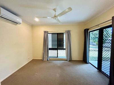 9 Roderick Street, Bentley Park