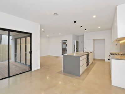 3 / 114-116 Isabella Street, Geelong West