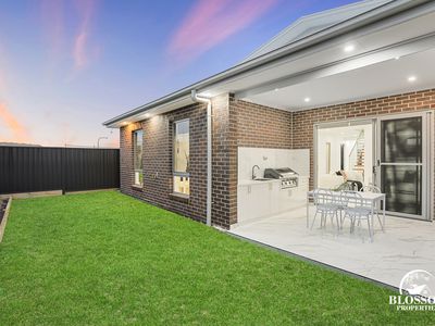 18 Bat Street, Box Hill
