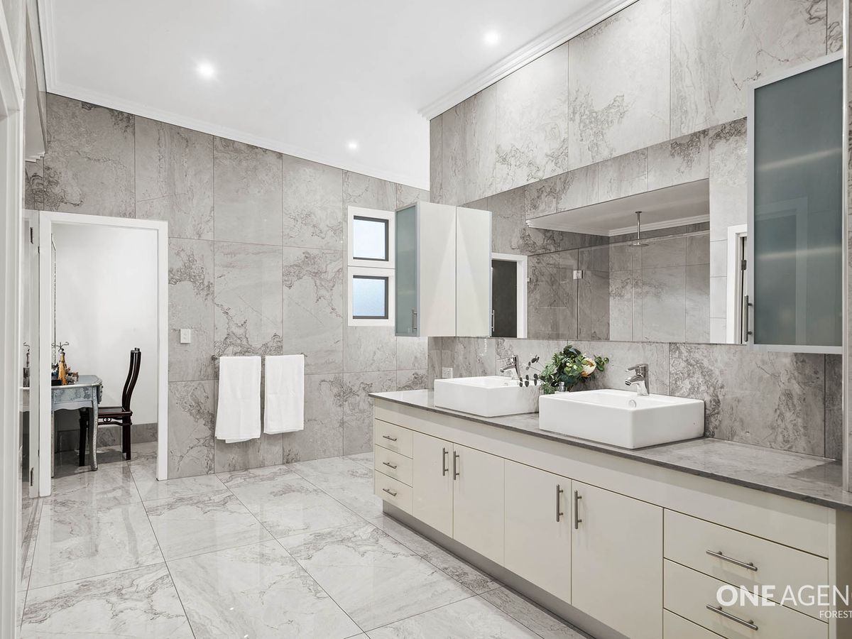 14 Seanna Place, Brookwater