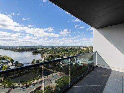 1001 / 4 Grazier Lane, Belconnen