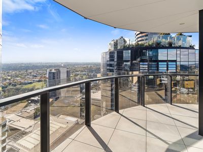 2508 / 826 Whitehorse Road, Box Hill