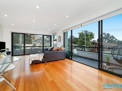 2 Meaker Avenue, Oak Park