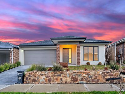 11 Grande Belmond Avenue , Clyde