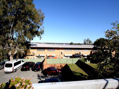 8 / 1 Haig Avenue, Georges Hall