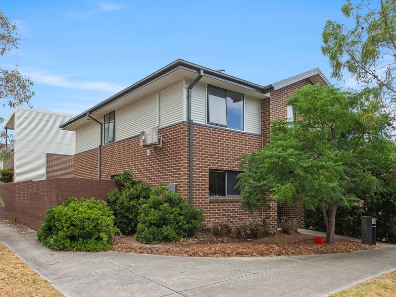 27 Parkmore Crescent, Westmeadows