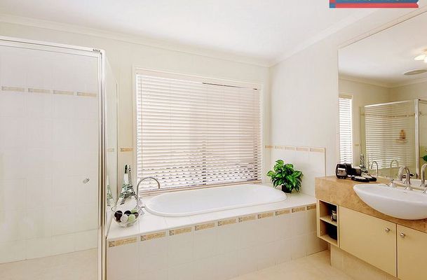 12 St Cloud Green, Craigieburn