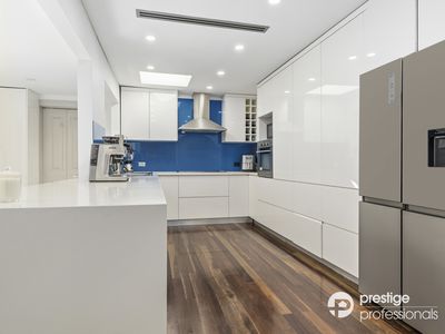 24 Governor Macquarie Drive, Chipping Norton