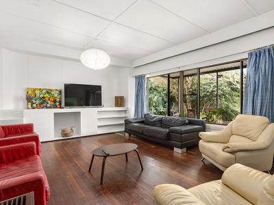 1 Short Street, Forster