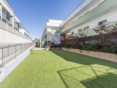 9 / 4 Ross Road, Crestwood