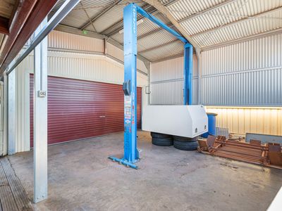 2 Rabbish Place, South Kalgoorlie