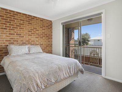 2 / 54 Pur Pur Avenue, Lake Illawarra