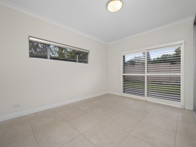 4 / 143 Greenacre Road, Greenacre