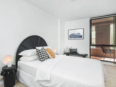 210 / 1 Poplar Street, Surry Hills