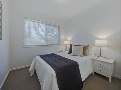2222 Wynnum Road, Wynnum
