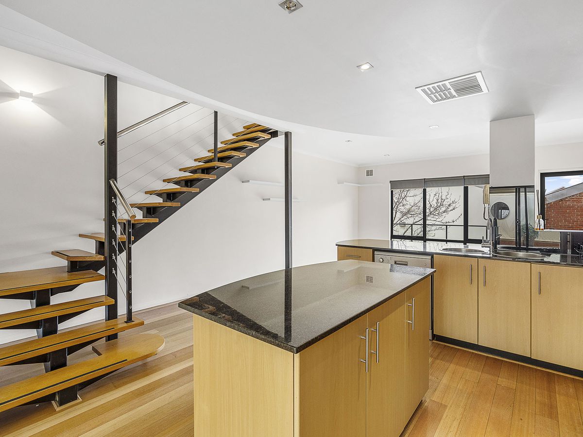 6 Boans Lane, East Perth