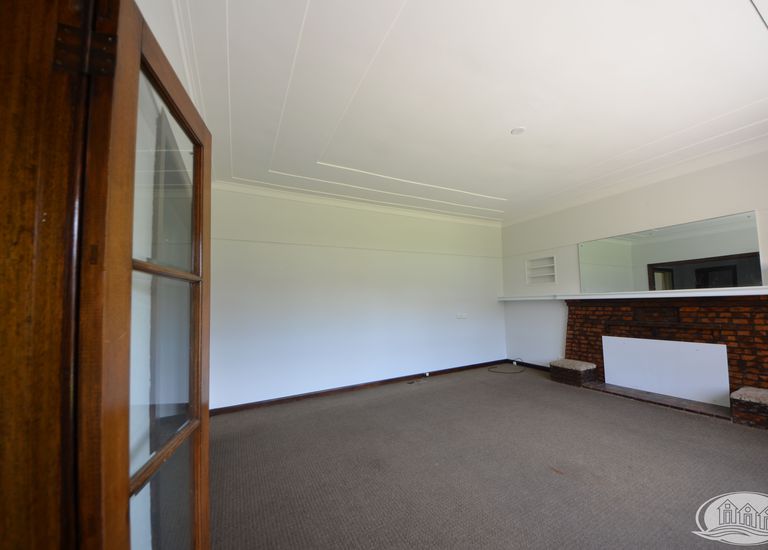 255 Hanlon Parade, Portland