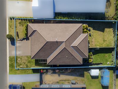 34 & 34A Gemini Way, Narrawallee