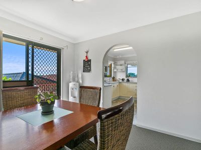 16 Pandeen Road, Rochedale South