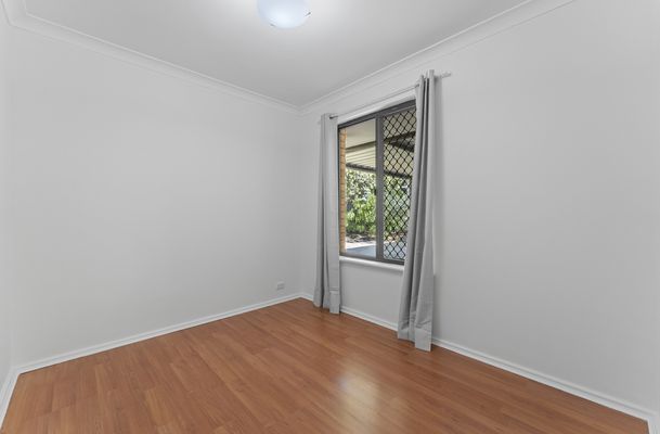 72 Cambridge Crescent, Cooloongup